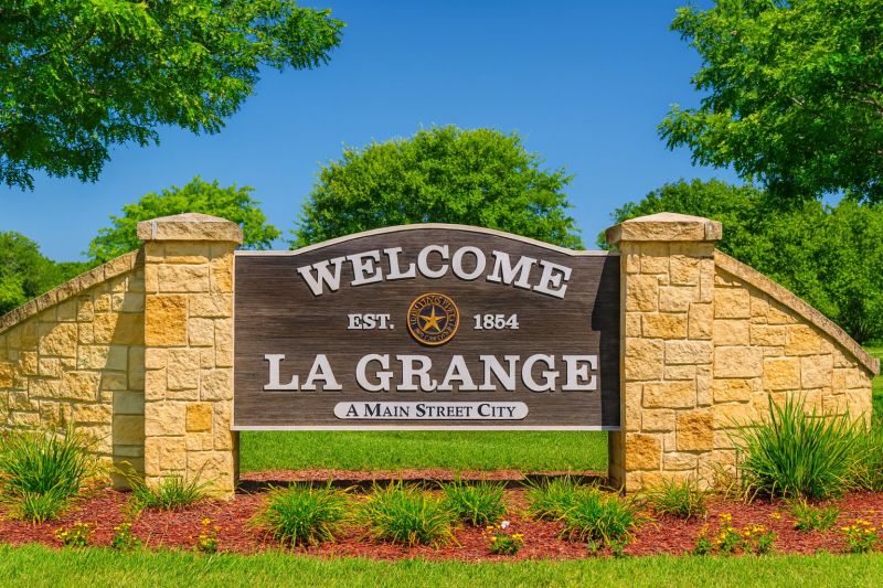 Block Retaining Wall Installation in La Grange, TX